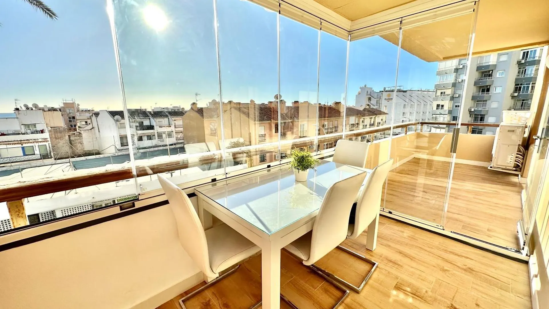 Gorgeous Apartment At The Sea In La Carihuela! Torremolinos