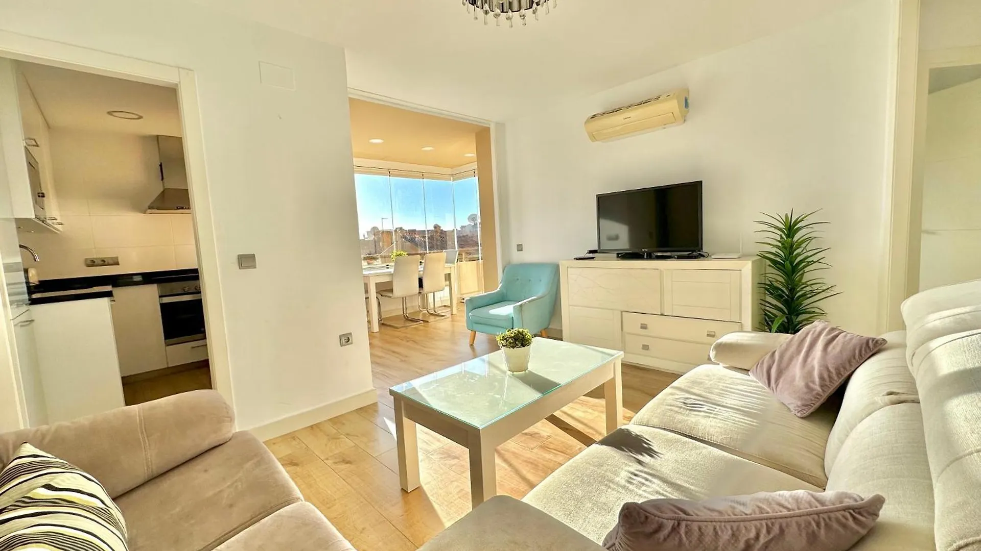 Gorgeous Apartment At The Sea In La Carihuela! Torremolinos Spain