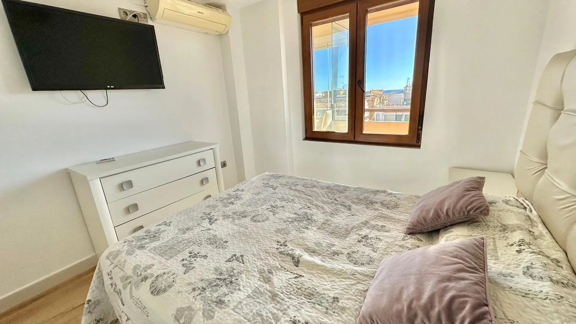 Gorgeous Apartment At The Sea In La Carihuela! Torremolinos