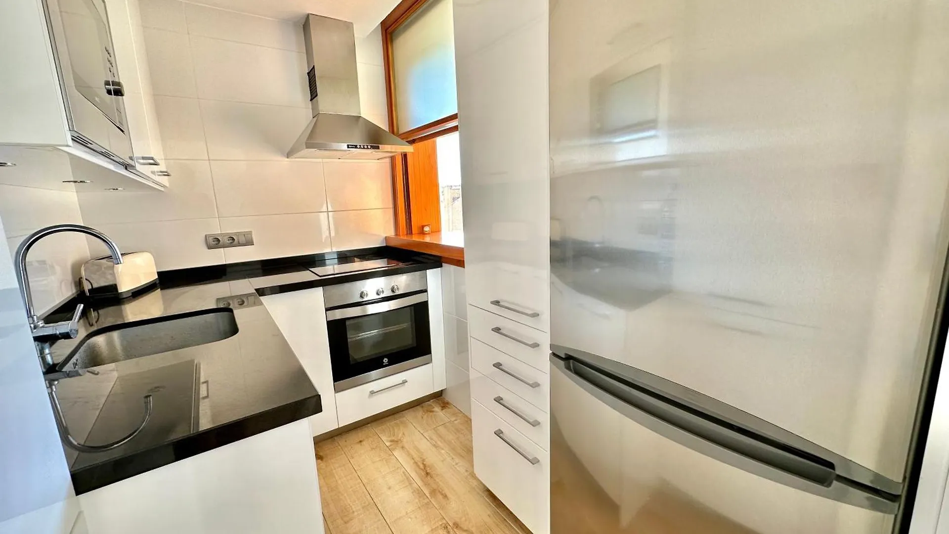 Gorgeous Apartment At The Sea In La Carihuela! Torremolinos