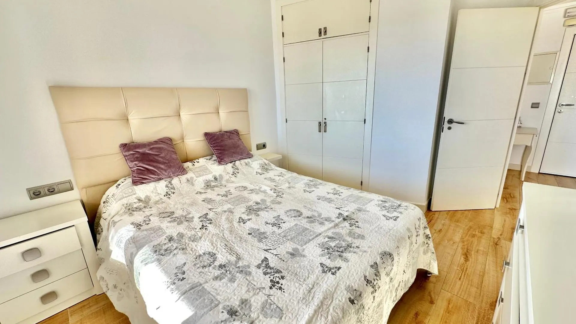 Gorgeous Apartment At The Sea In La Carihuela! Torremolinos