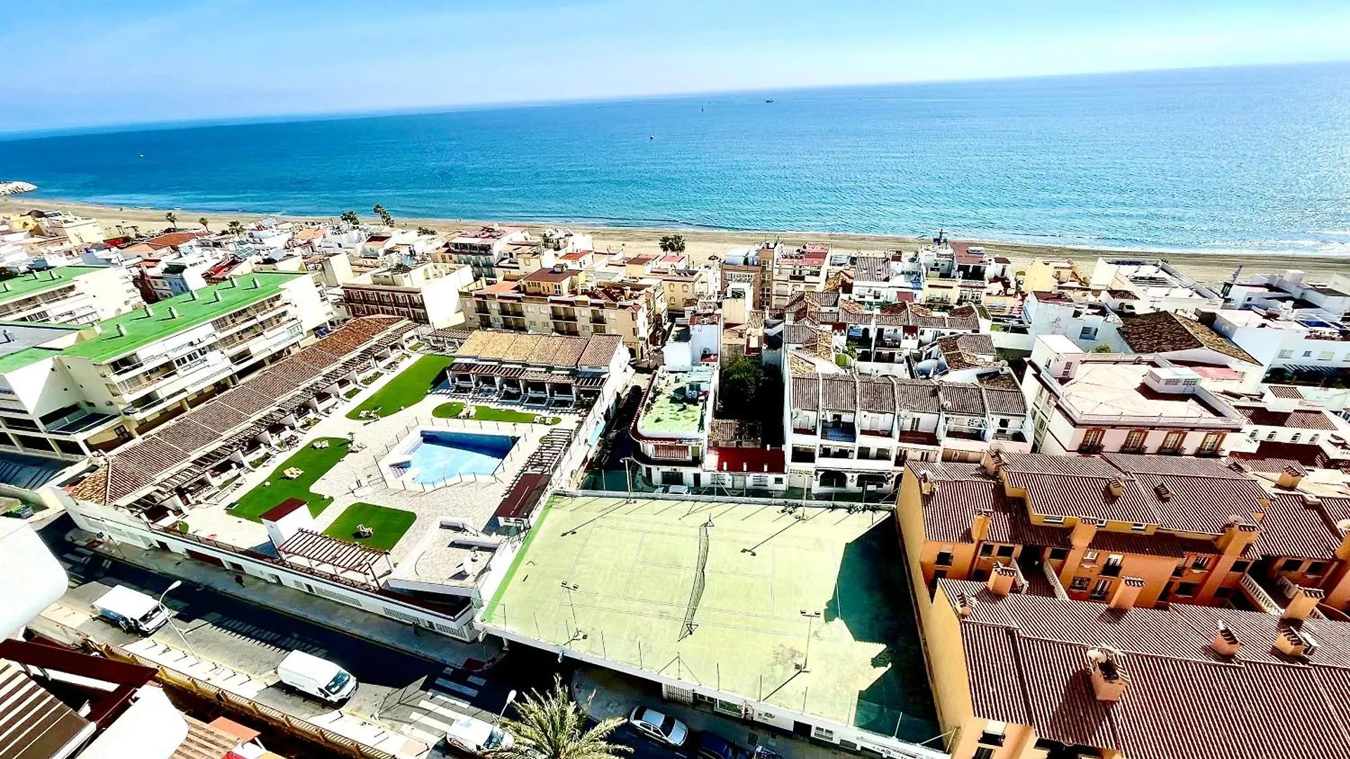 Gorgeous Apartment At The Sea In La Carihuela! Torremolinos